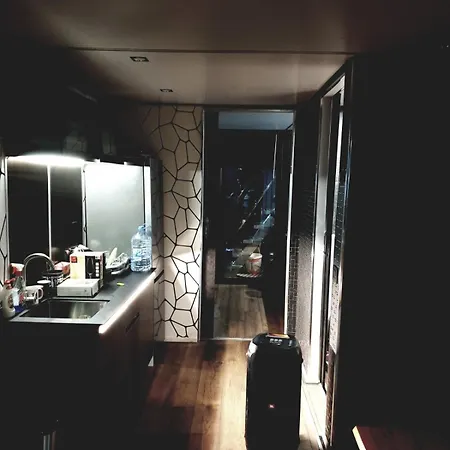 Botel Bright Houseboat