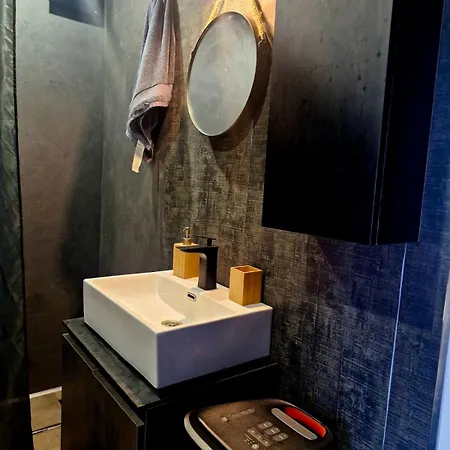 Bright Room Houseboat Belgrade